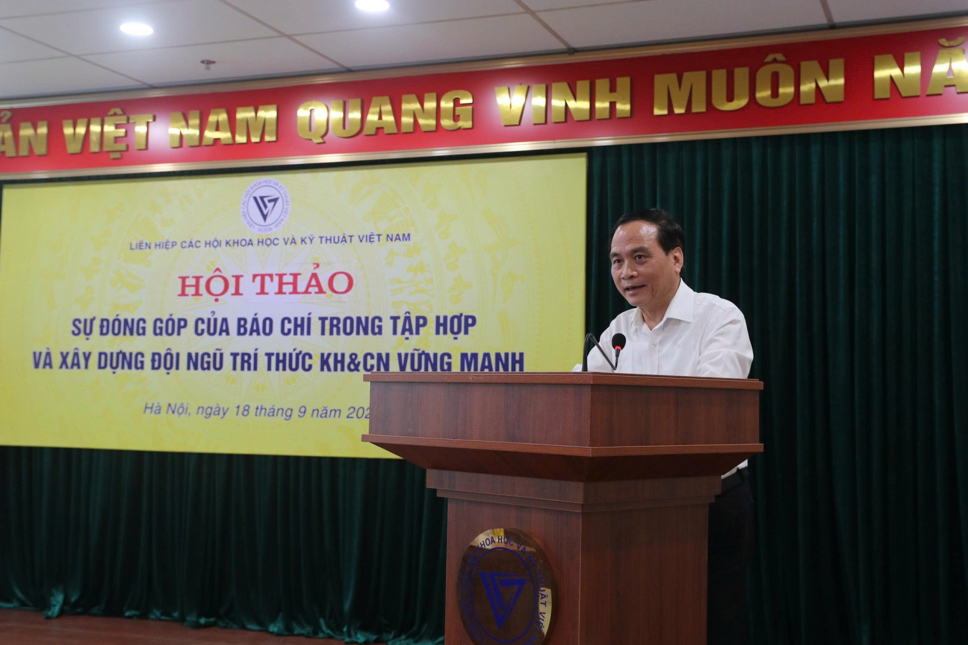 Báo chí với vai trò kiến tạo hệ sinh thái khoa học – công nghệ