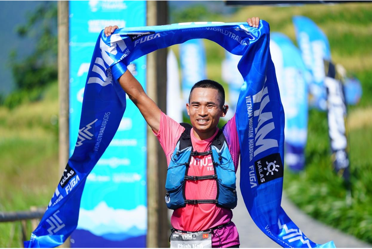 tai nang tre viet nam toa sang tren dau truong sieu marathon quoc te 2025 tai sa pa