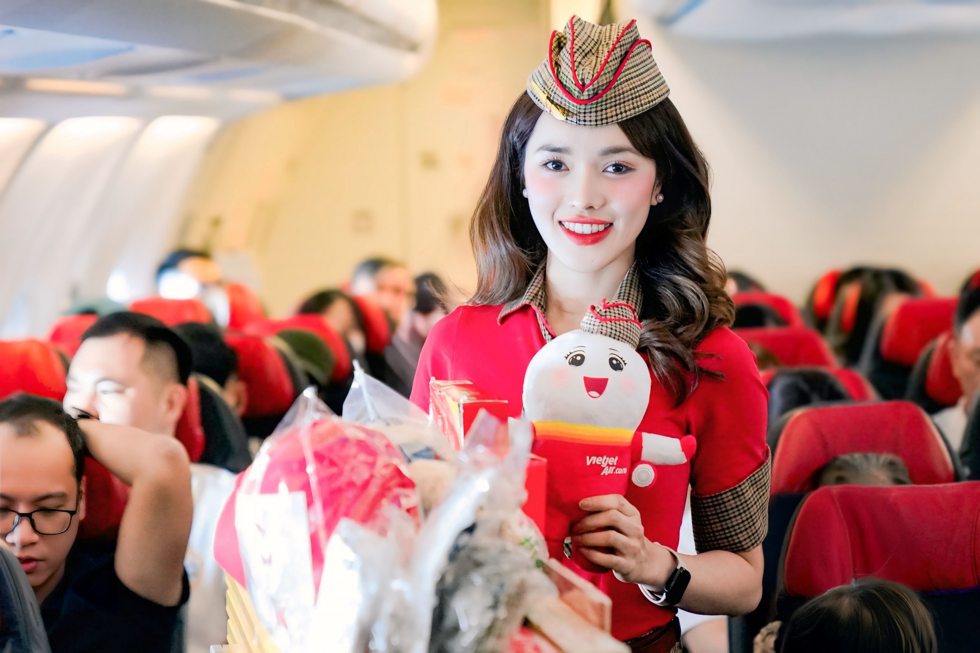 Vui Tết Trung Thu, vi vu muôn phương cùng Vietjet với giá vé siêu ưu đãi Vui Tết Trung Thu, vi vu muôn phương cùng Vietjet với giá vé siêu ưu đãi