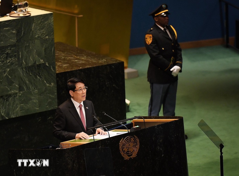   Chủ tịch nước Lương Cường phát biểu tại Phiên Thảo luận chung cấp cao Đại hội đồng Liên hợp quốc Khóa 80. (Ảnh: TTXVN)