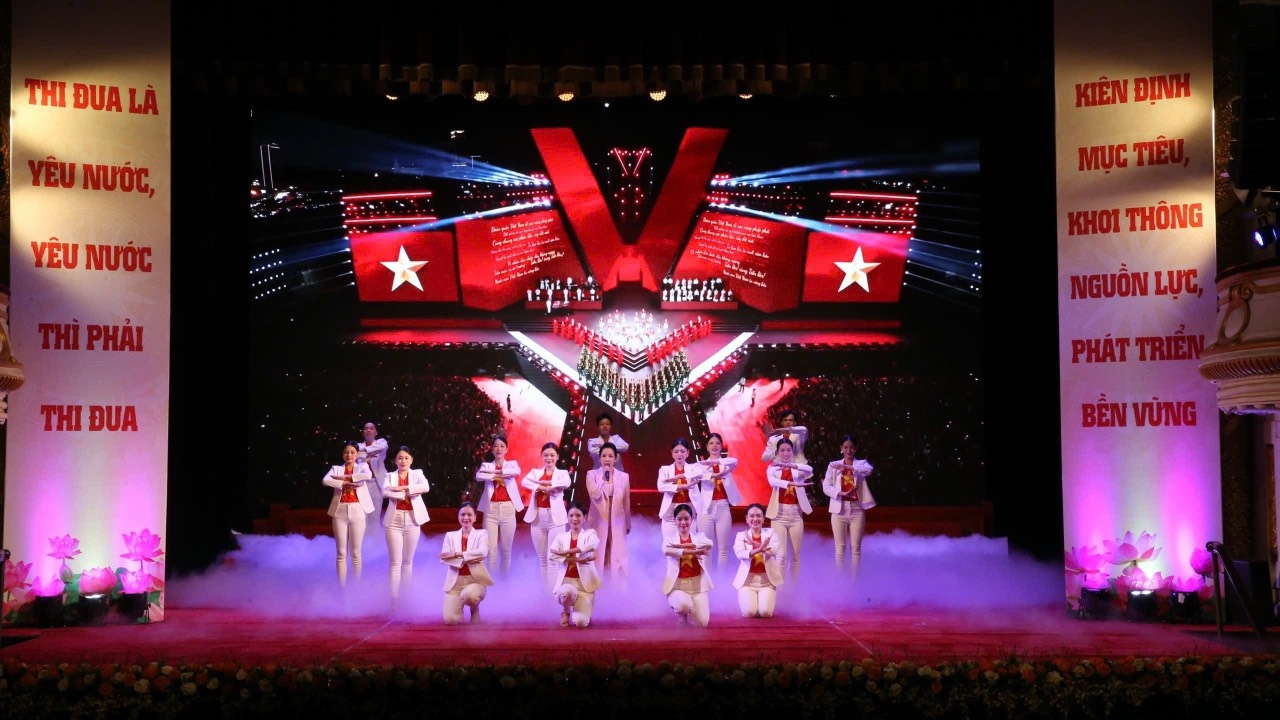 Khơi dậy khát vọng cống hiến, lan tỏa phong trào yêu nước Khơi dậy khát vọng cống hiến, lan tỏa phong trào yêu nước