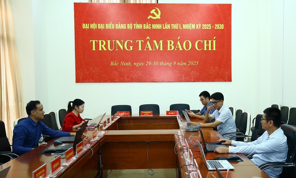 Trung tâm Báo chí sẵn sàng cho Đại hội Đảng bộ Bắc Ninh lần thứ I Trung tâm Báo chí sẵn sàng cho Đại hội Đảng bộ Bắc Ninh lần thứ I
