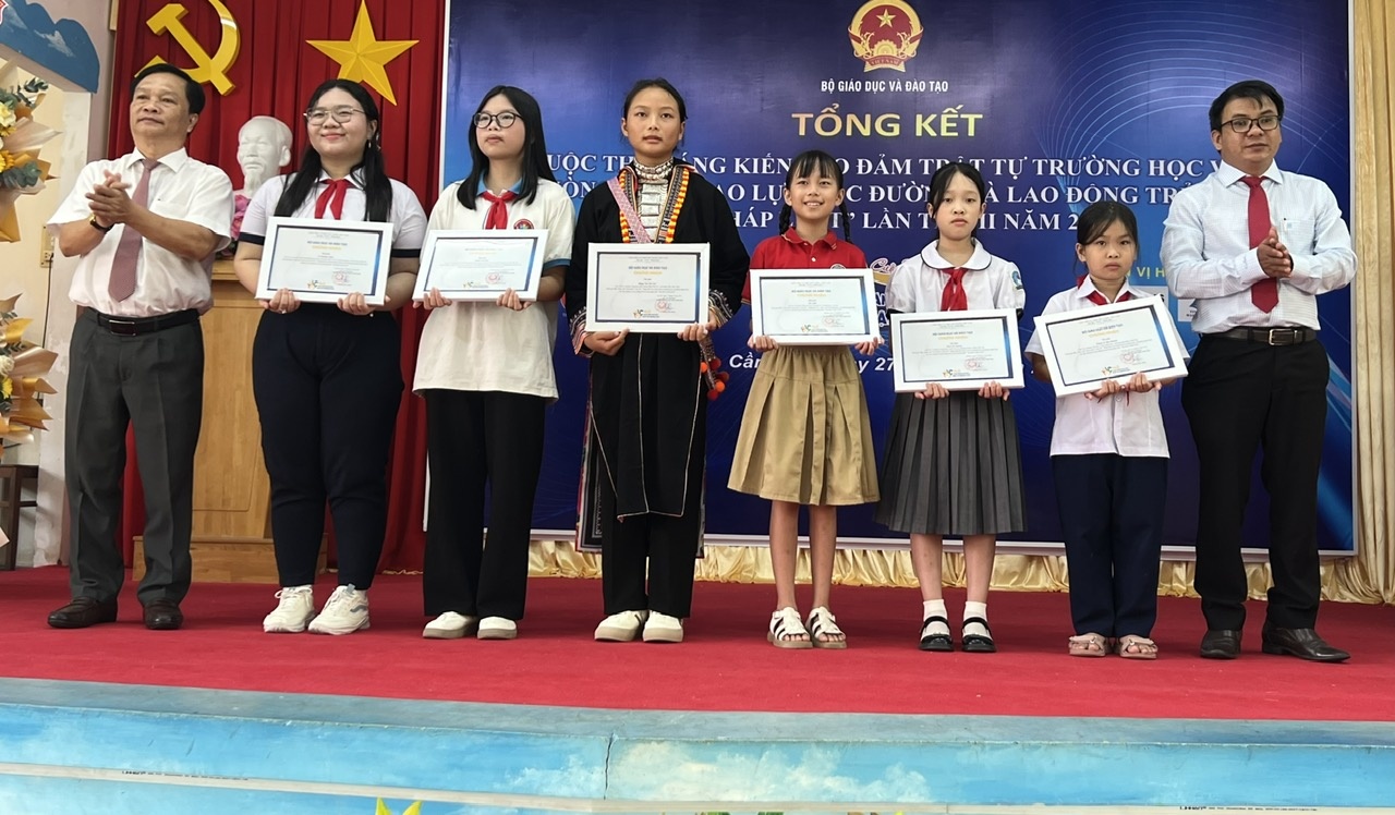 Tổng kết và Trao giải Cuộc thi  “Sáng kiến bảo đảm trật tự trường học về phòng ngừa bạo lực học đường và lao động trẻ em” lần thứ II