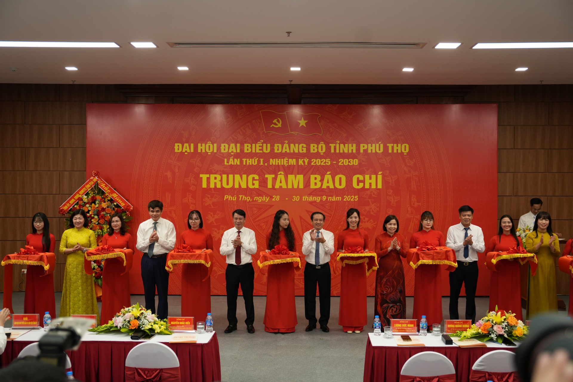 Khai trương Trung tâm Báo chí Phú Thọ: Lan tỏa sâu rộng tinh thần và quyết tâm của Đại hội đến với cán bộ, đảng viên và Nhân dân cả nước