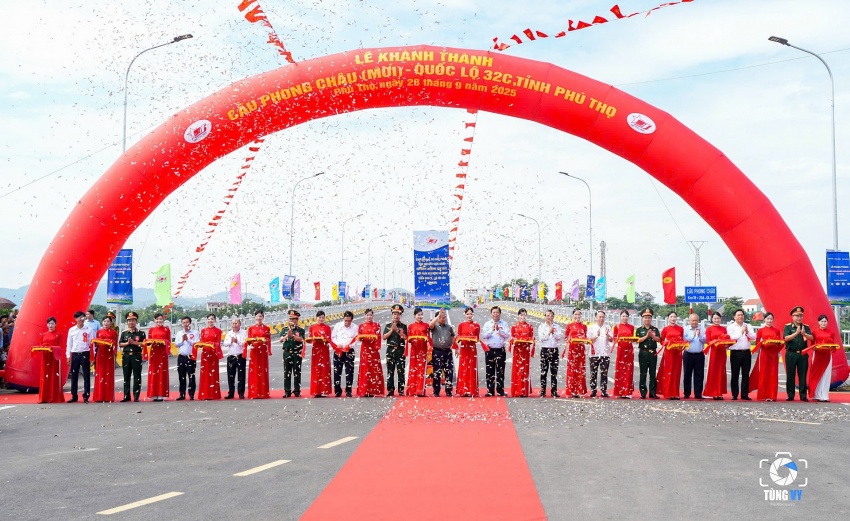 Phú Thọ: Khánh thành cầu Phong Châu - Cây cầu chiến lược trong lòng nhân dân