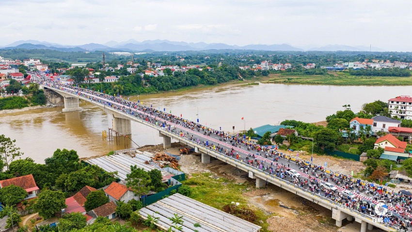 Phú Thọ: Khánh thành cầu Phong Châu - Cây cầu chiến lược trong lòng nhân dân