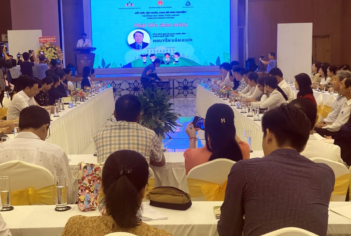 Trường học sinh thái là nền tảng bền vững để chống rác thải nhựa Trường học sinh thái là nền tảng bền vững để chống rác thải nhựa