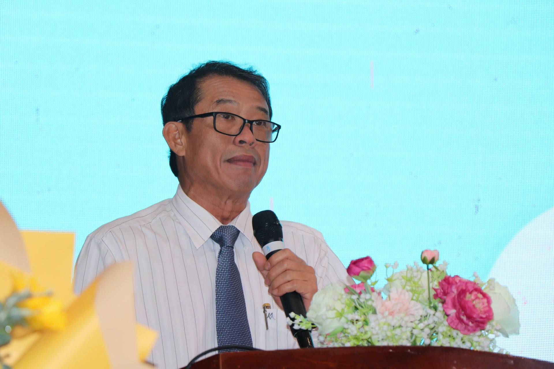 Trường học sinh thái là nền tảng bền vững để chống rác thải nhựa Trường học sinh thái là nền tảng bền vững để chống rác thải nhựa