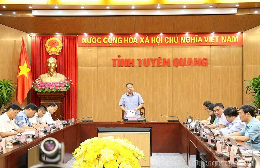 undefined Tuyên Quang tháo gỡ khó khăn, không để chậm tiến độ các công trình chào mừng Đại hội Đảng