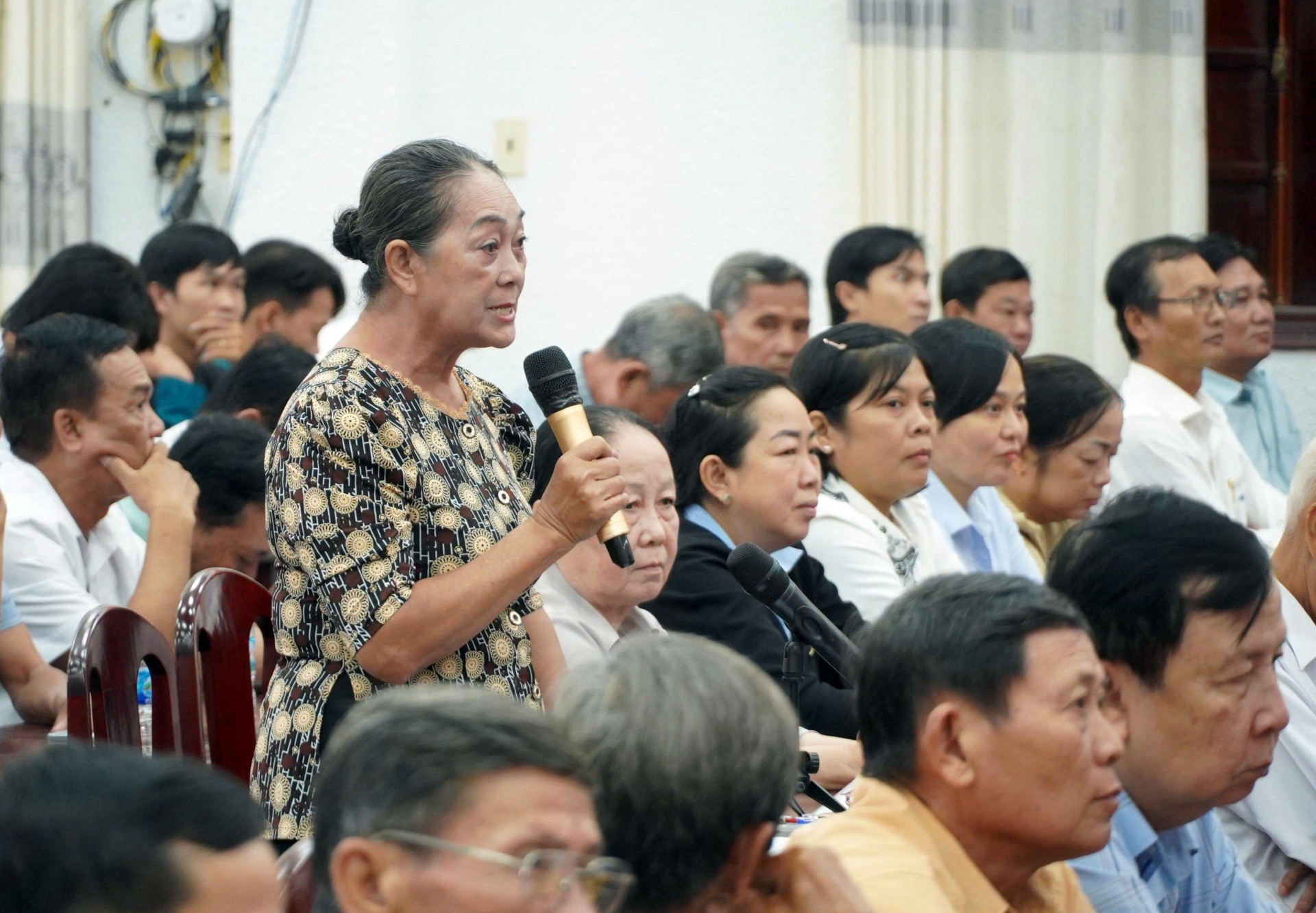 Chủ tịch Quốc hội Trần Thanh Mẫn tiếp xúc cử tri tại TP. Cần Thơ Chủ tịch Quốc hội Trần Thanh Mẫn tiếp xúc cử tri tại TP. Cần Thơ