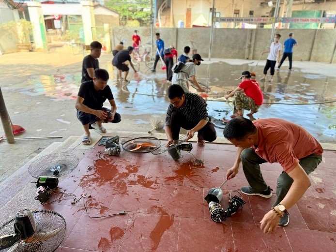 Chung tay lan tỏa yêu thương – Hướng về đồng bào vùng lũ