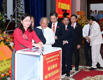 ca mau ung ho dong bao khac phuc bao lu
