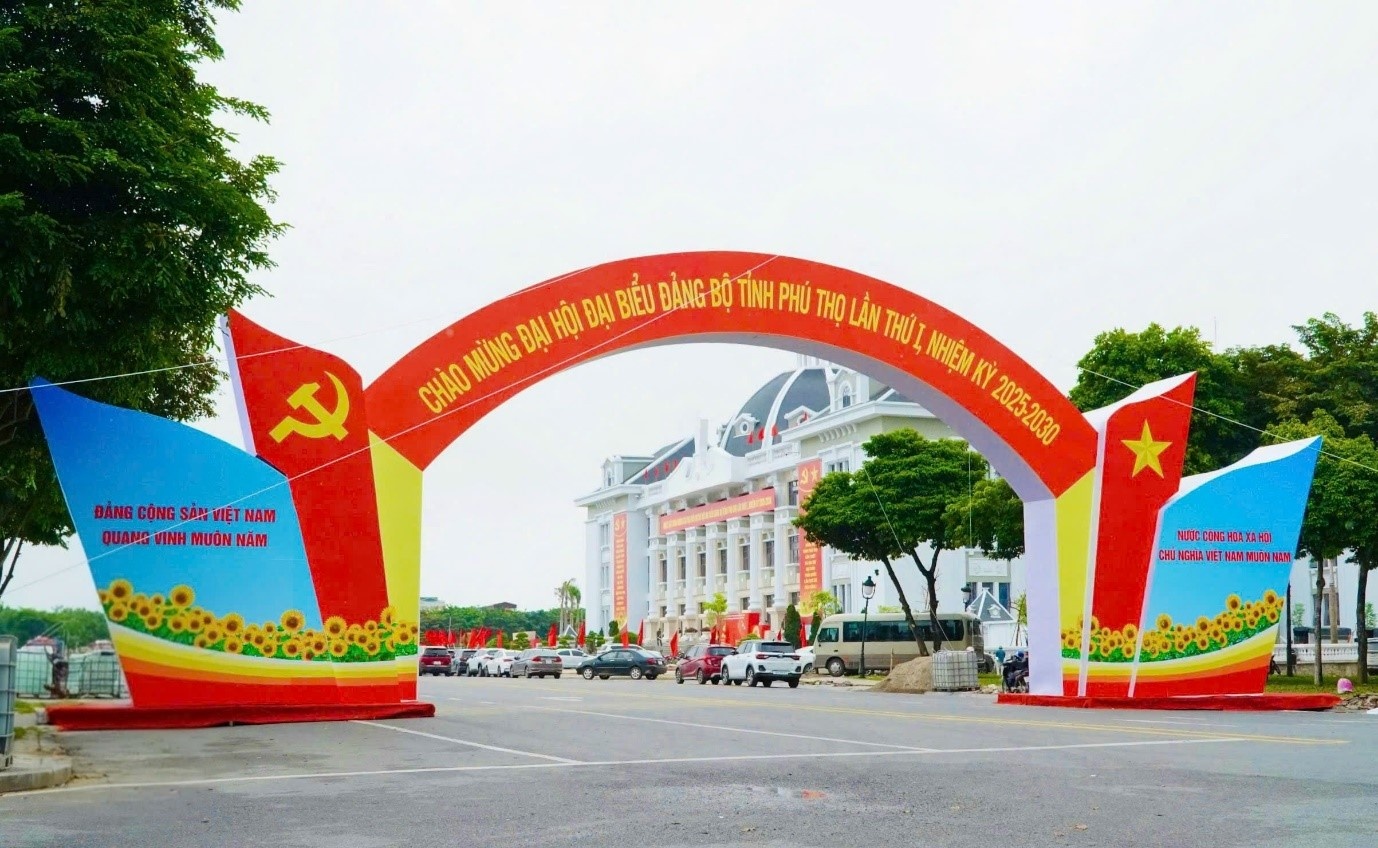 Phú Thọ - Dấu ấn 5 năm một nhiệm kỳ thành công Phú Thọ - Dấu ấn 5 năm một nhiệm kỳ thành công