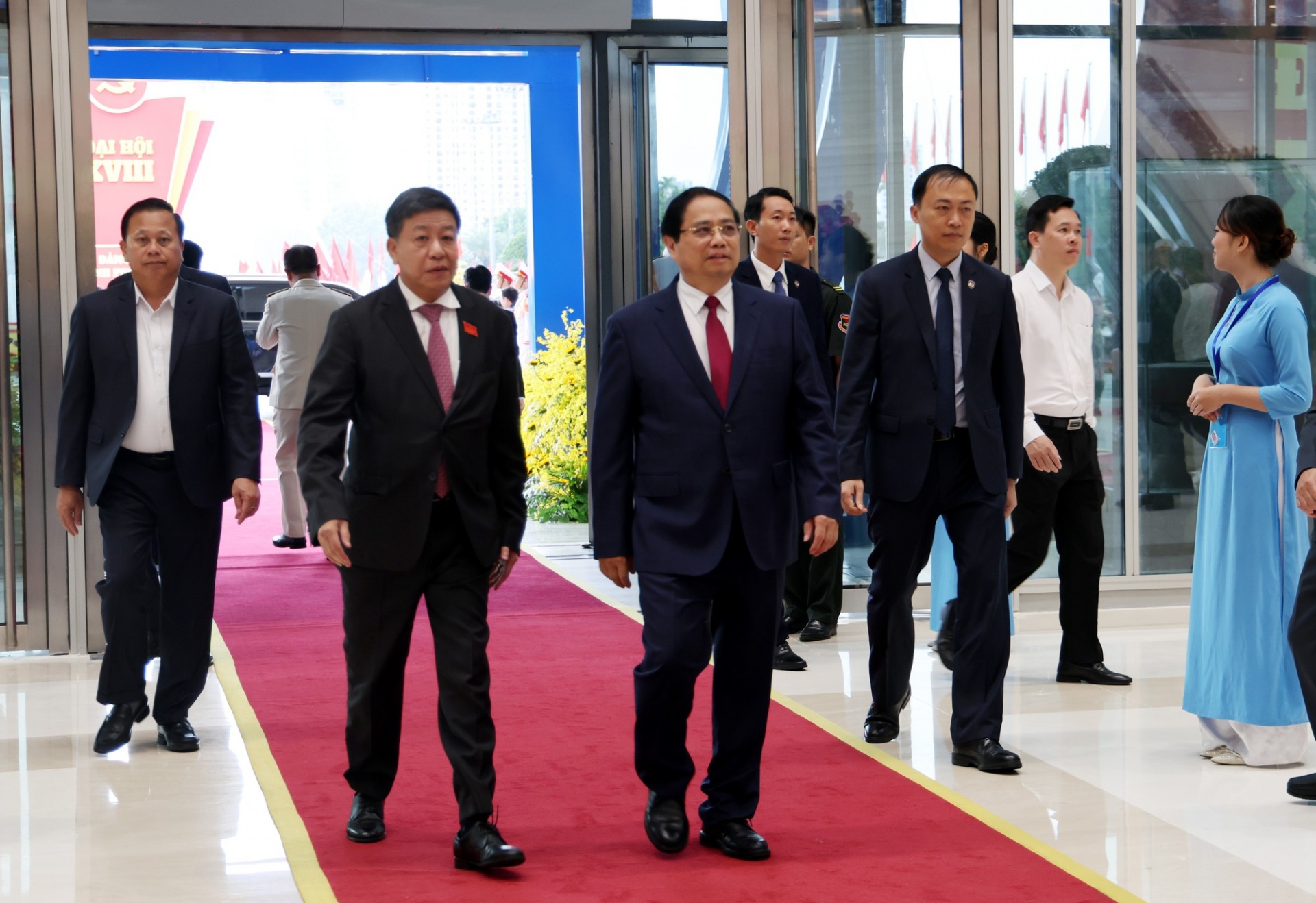 Thủ tướng Chính phủ Phạm Minh Chính đến dự Đại hội đại biểu Đảng bộ TP. Hà Nội lần thứ XVIII - Ảnh: VGP Thủ tướng Chính phủ Phạm Minh Chính đến dự Đại hội đại biểu Đảng bộ TP. Hà Nội lần thứ XVIII - Ảnh: VGP