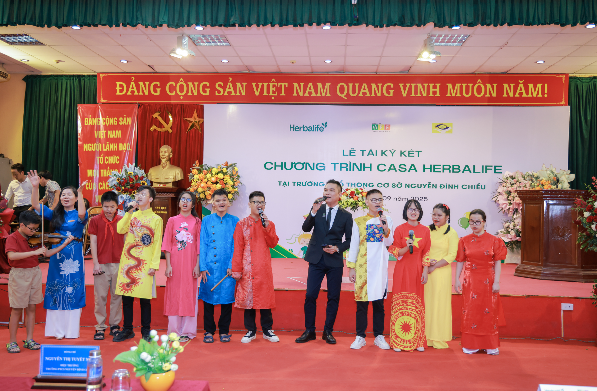 Herbalife Việt Nam tiếp tục đồng hành hỗ trợ bữa ăn dinh dưỡng cho hơn 3.000 người có hoàn cảnh khó khăn