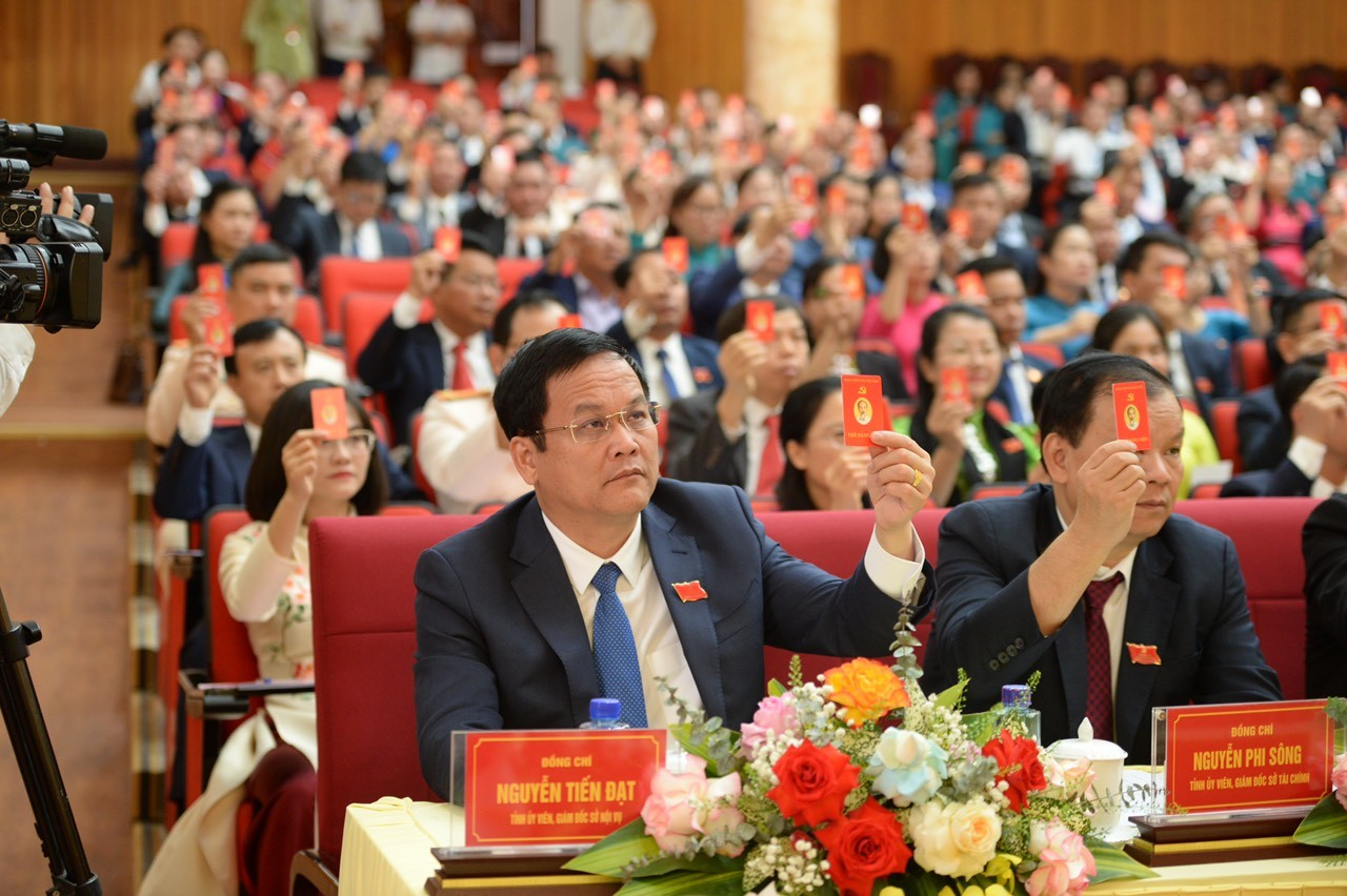 Ông Trần Tiến Dũng được bầu giữ chức Bí thư Tỉnh ủy Điện Biên nhiệm kỳ 2025 – 2030