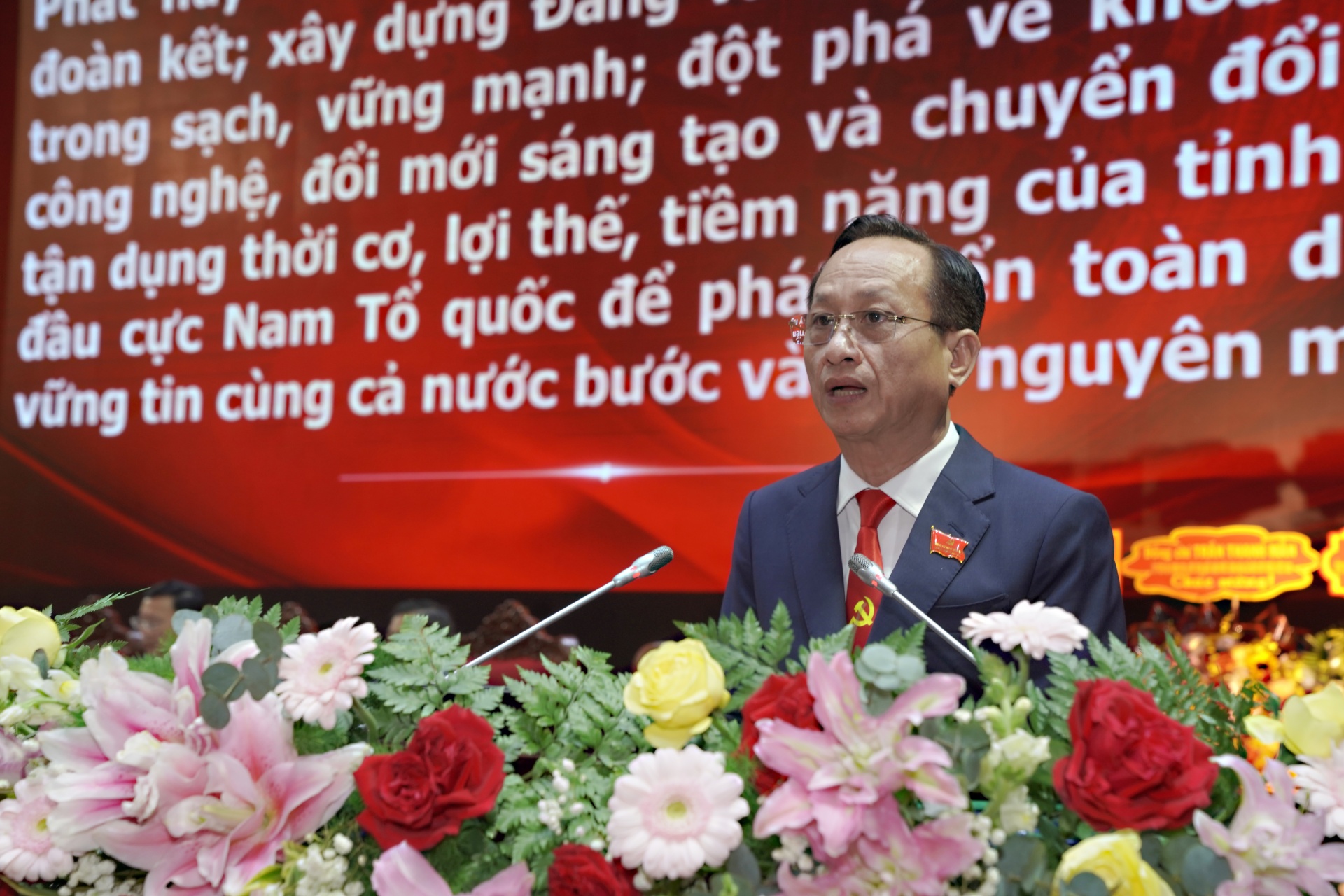 450 đại biểu, đại diện hơn 82.000 đảng viên dự Đại hội đại biểu Đảng bộ tỉnh Cà Mau lần thứ I 450 đại biểu, đại diện hơn 82.000 đảng viên dự Đại hội đại biểu Đảng bộ tỉnh Cà Mau lần thứ I