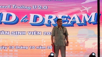 Hơn 1.000 tân sinh viên Học viện Y - Dược học cổ truyền Việt Nam chính thức bước vào hành trình thầy thuốc tương lai