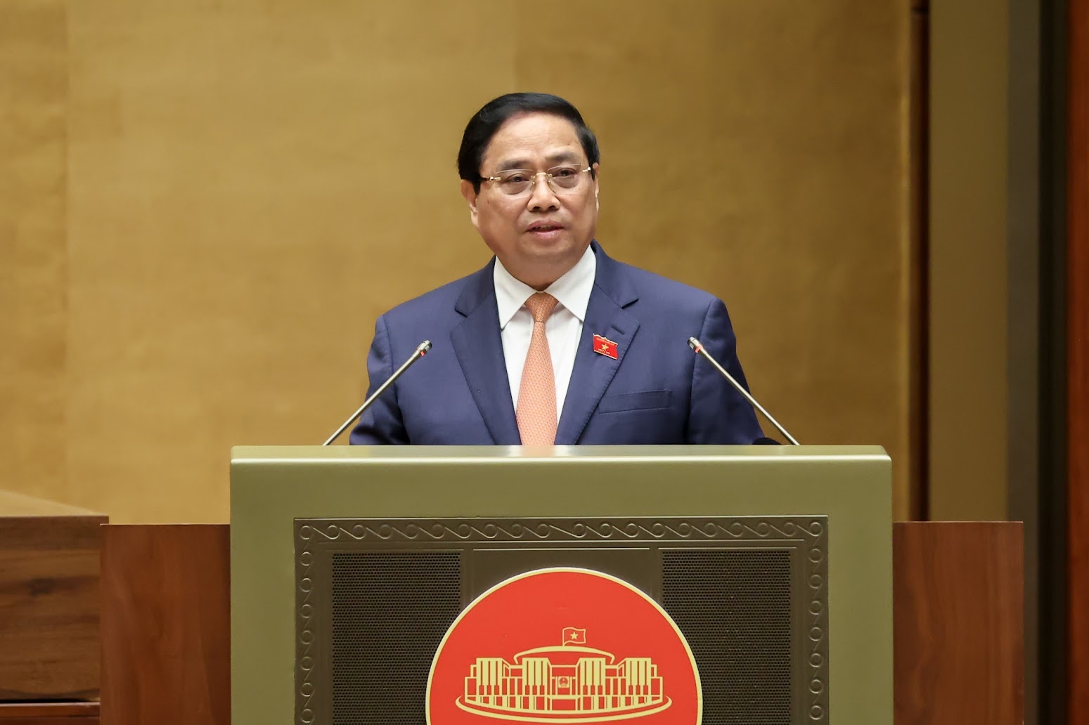 Thủ tướng Chính phủ Phạm Minh Chính trình bày Báo cáo tóm tắt kết quả thực hiện Kế hoạch phát triển kinh tế - xã hội năm 2025 và 5 năm 2021 - 2025; dự kiến kế hoạch phát triển kinh tế - xã hội năm 2026 - Ảnh: VGP Thủ tướng Chính phủ Phạm Minh Chính trình bày Báo cáo tóm tắt kết quả thực hiện Kế hoạch phát triển kinh tế - xã hội năm 2025 và 5 năm 2021 - 2025; dự kiến kế hoạch phát triển kinh tế - xã hội năm 2026 - Ảnh: VGP