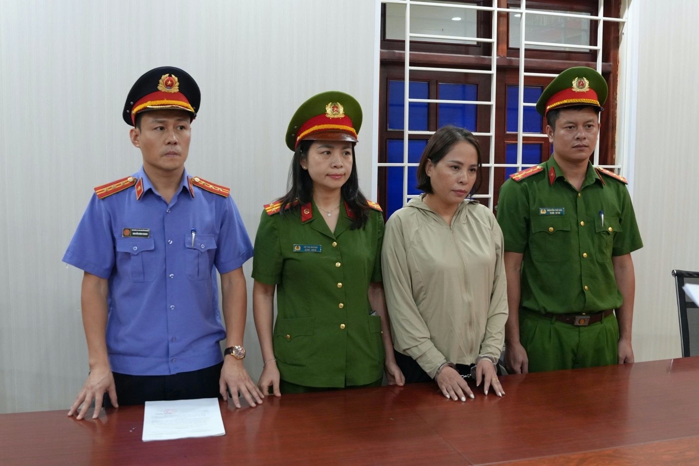 Đối tượng Phan Thị Mai tại Cơ quan Công an - ảnh CA Nghệ An Đối tượng Phan Thị Mai tại Cơ quan Công an - ảnh CA Nghệ An