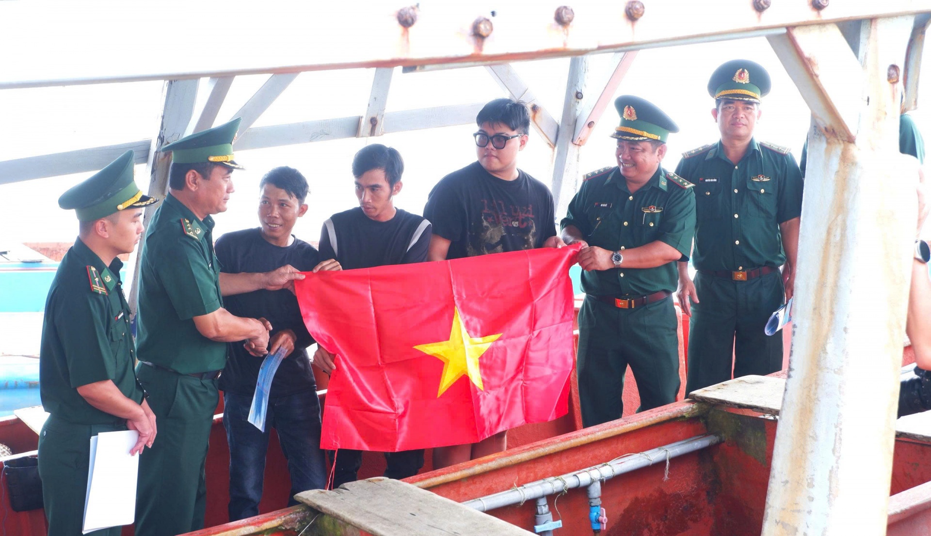 Chung tay gỡ “thẻ vàng” để phát triển bền vững ngành thuỷ sản