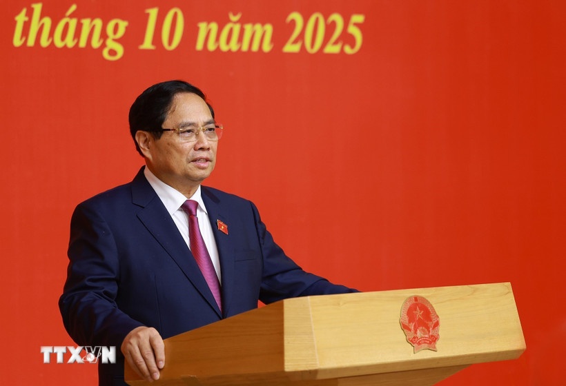 Thủ tướng Phạm Minh Chính giao nhiệm vụ cho Phó Thủ tướng Chính phủ, Bộ trưởng nhiệm kỳ 2021-2026. (Ảnh: TTXVN) Thủ tướng Phạm Minh Chính giao nhiệm vụ cho Phó Thủ tướng Chính phủ, Bộ trưởng nhiệm kỳ 2021-2026. (Ảnh: TTXVN)