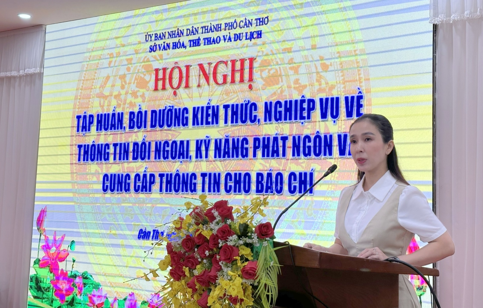 Cần Thơ bồi dưỡng kiến thức kỹ năng phát ngôn và cung cấp thông tin cho báo chí