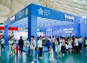 Vinamilk lan tỏa giá trị thương hiệu Việt tại Hội chợ Mùa Thu 2025