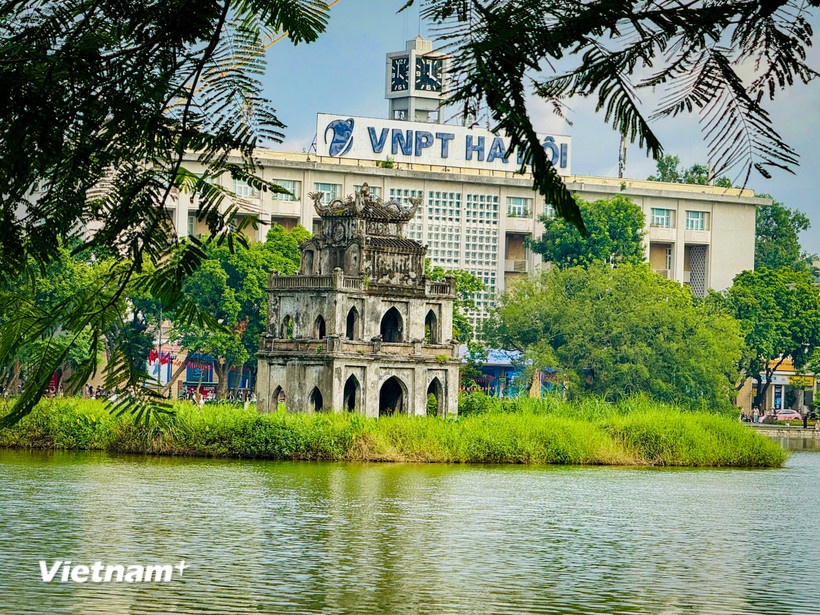 Nhiều cán bộ, Đảng viên Hà Nội bày tỏ sự kỳ vọng lớn lao vào kỷ nguyên phát triển mới của đất nước. (Ảnh: Vietnam+) Nhiều cán bộ, Đảng viên Hà Nội bày tỏ sự kỳ vọng lớn lao vào kỷ nguyên phát triển mới của đất nước. (Ảnh: Vietnam+)