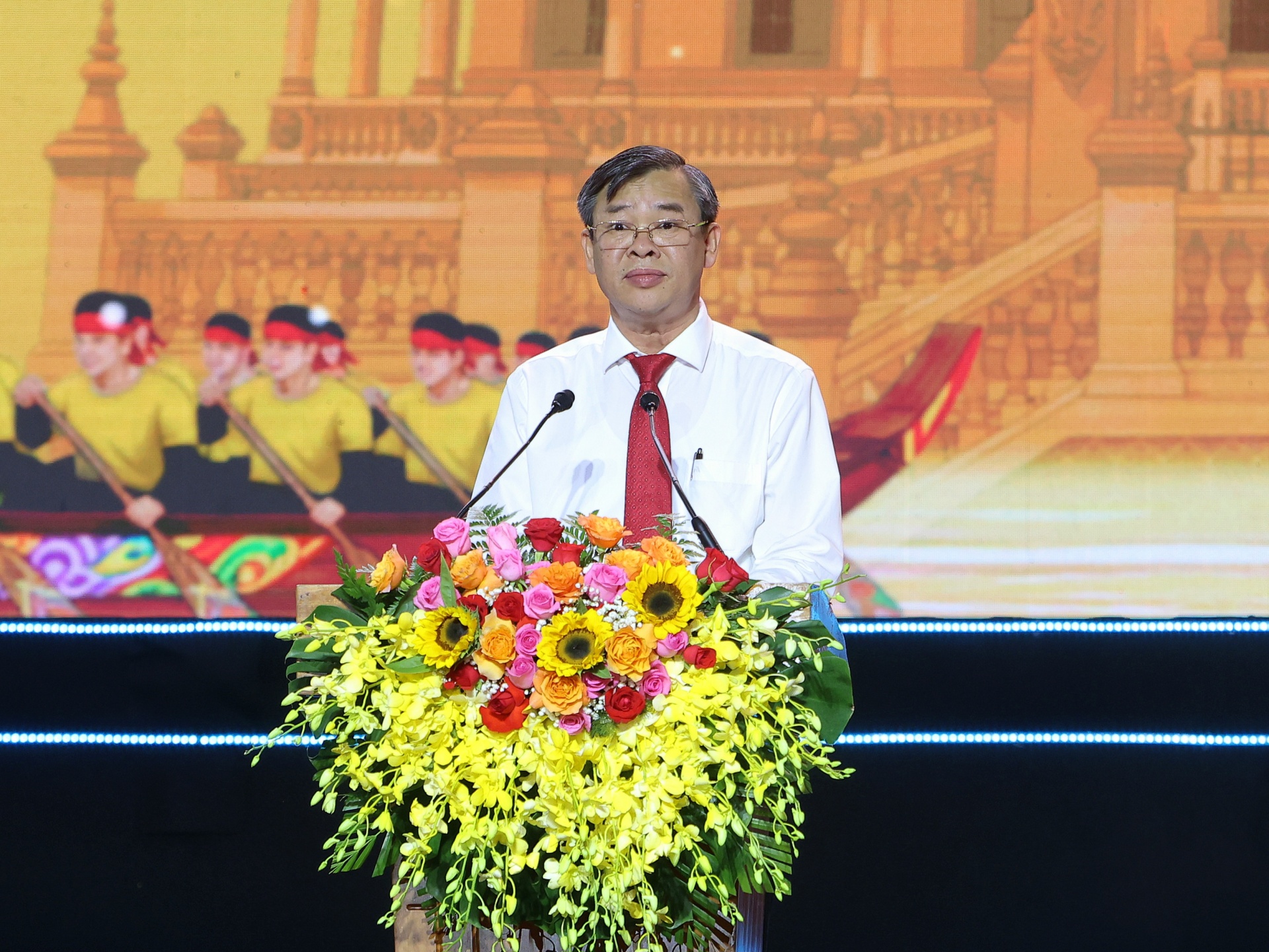 Khai mạc Lễ hội Oóc Om Bóc - Đua ghe Ngo thành phố Cần Thơ Khai mạc Lễ hội Oóc Om Bóc - Đua ghe Ngo thành phố Cần Thơ