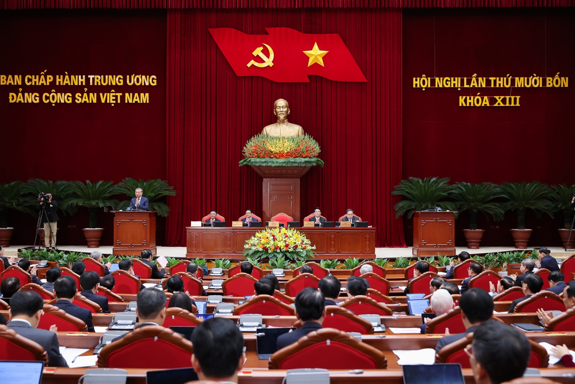 Khai mạc Hội nghị lần thứ 14 Ban Chấp hành Trung ương Đảng khóa XIII