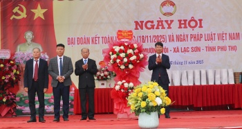 Phó Chủ tịch tỉnh Phú Thọ dự Ngày hội Đại đoàn kết toàn dân tộc tại khu dân cư phố Mường Vôi