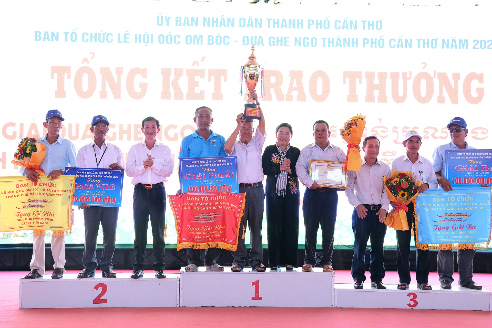 Bế mạc giải đua ghe ngo TP. Cần Thơ năm 2025