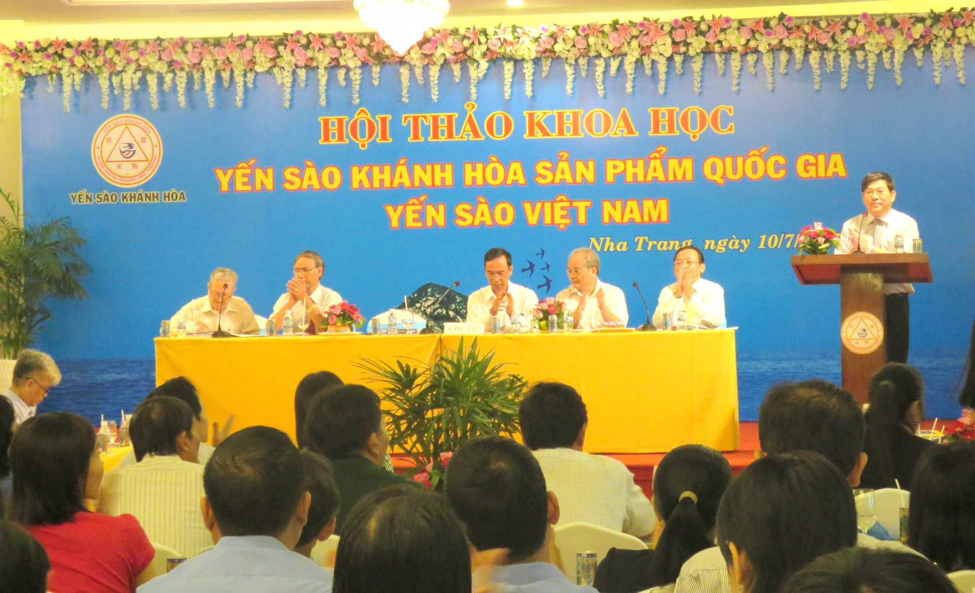 Hội thảo khoa học phát triển các dòng sản phẩm mới tinh chất Yến sào Khánh Hòa Sanvinest năm 2023.