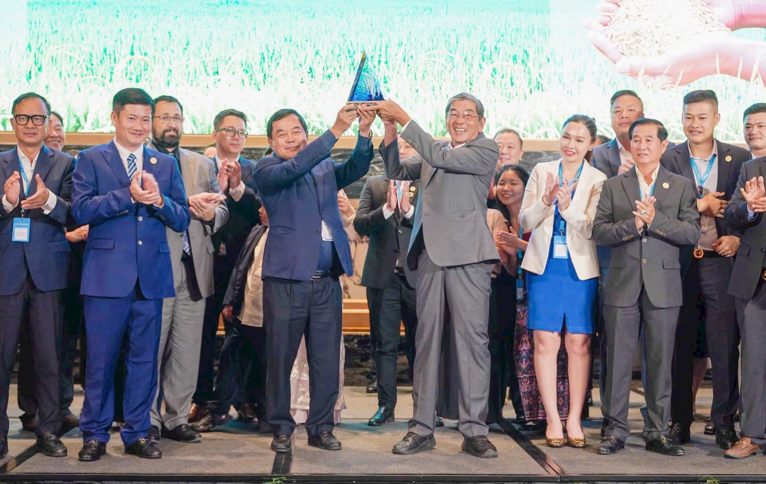 Gạo ST25 tiếp tục được vinh danh “Gạo ngon nhất thế giới" năm 2025