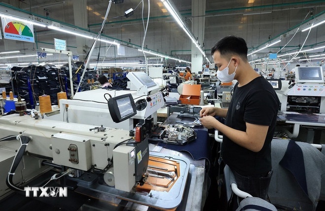 Góp ý dự thảo văn kiện Đại hội XIV của Đảng: Tạo đà cho vùng khó khăn phát triển