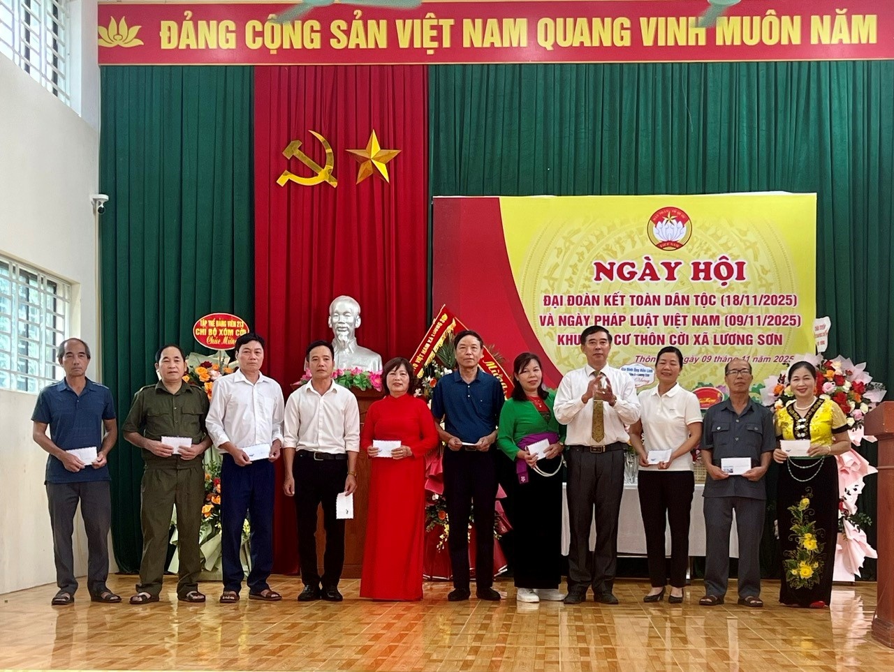 Phú Thọ: Điểm sáng Lương Sơn phát huy sức mạnh đại đoàn kết toàn dân Phú Thọ: Điểm sáng Lương Sơn phát huy sức mạnh đại đoàn kết toàn dân