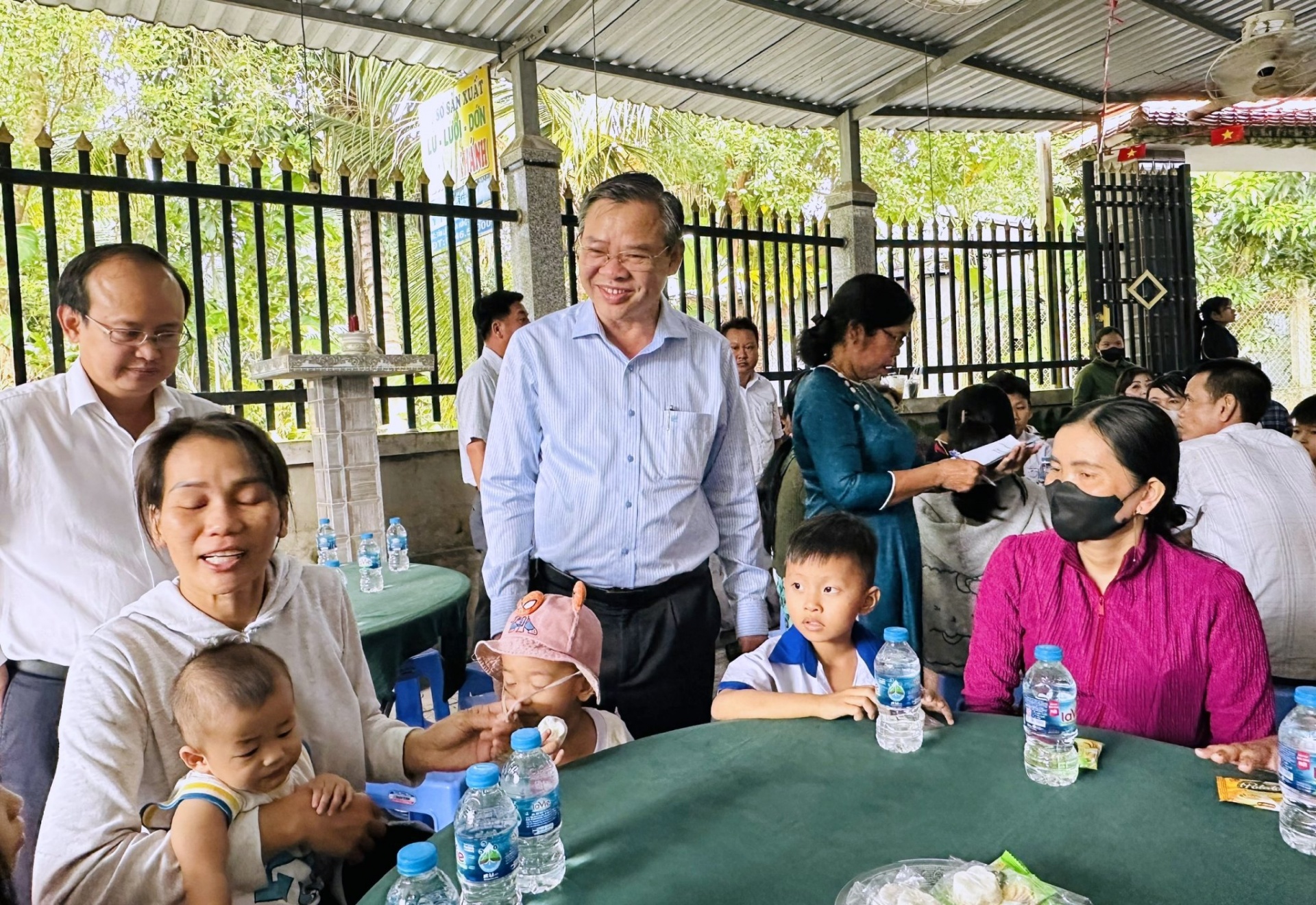 Chủ tịch Cần Thơ đề nghị đẩy mạnh phong trào thi đua trong sản xuất, kinh doanh