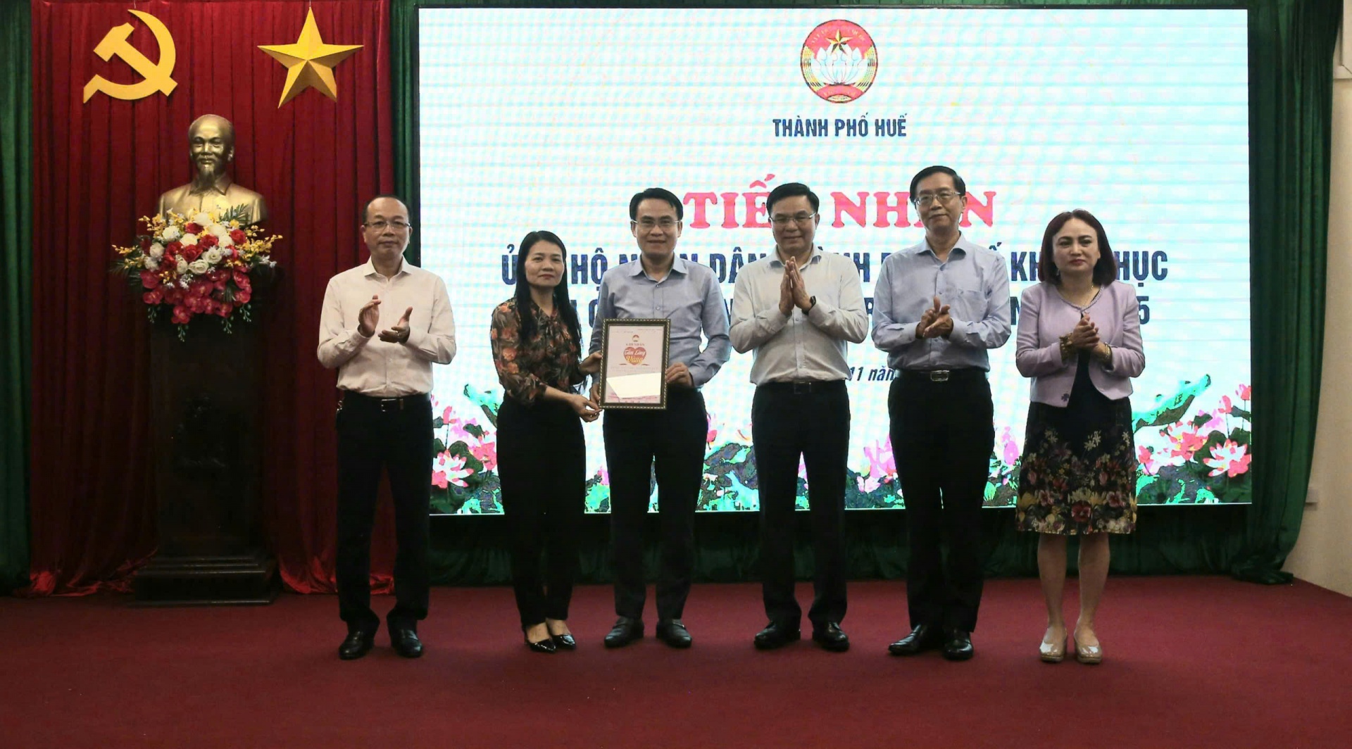 Petrovietnam đồng hành cùng tỉnh Quảng Trị và TP Huế khắc phục hậu quả thiên tai Petrovietnam đồng hành cùng tỉnh Quảng Trị và TP Huế khắc phục hậu quả thiên tai