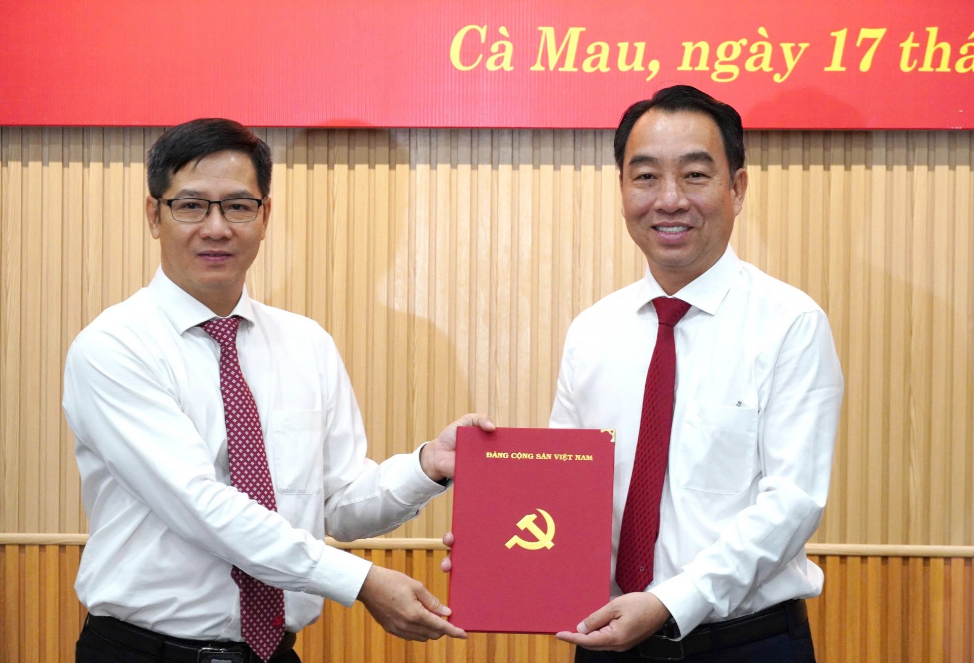 Chủ tịch tỉnh Vĩnh Long được điều động làm Phó Bí thư Tỉnh ủy Cà Mau