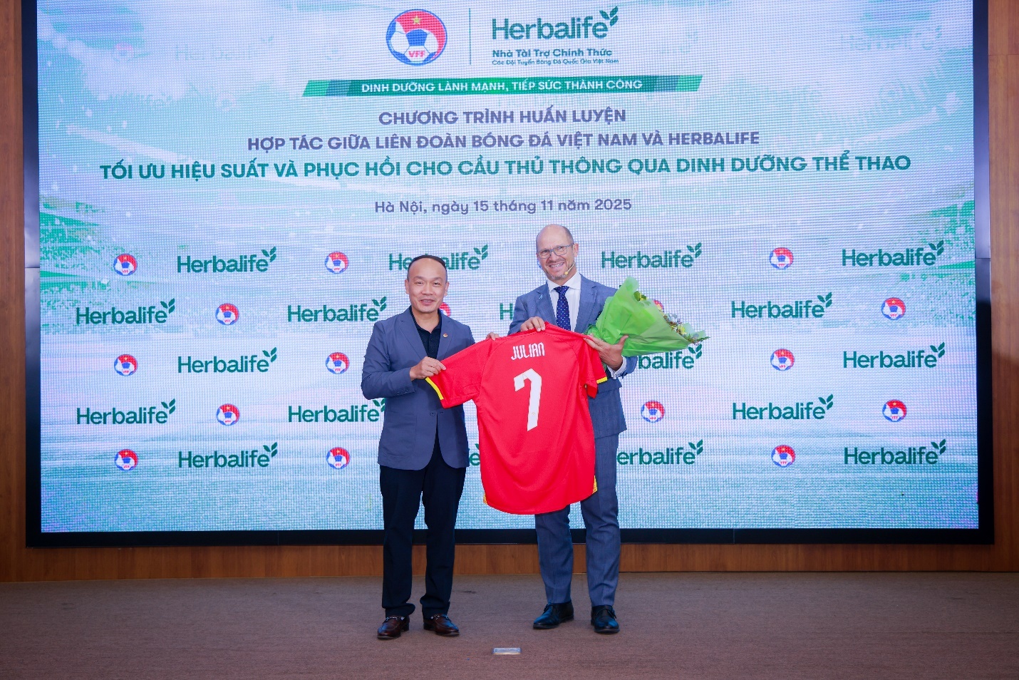 Herbalife Vietnam đồng hành đào tạo về dinh dưỡng thể thao Herbalife Vietnam đồng hành đào tạo về dinh dưỡng thể thao