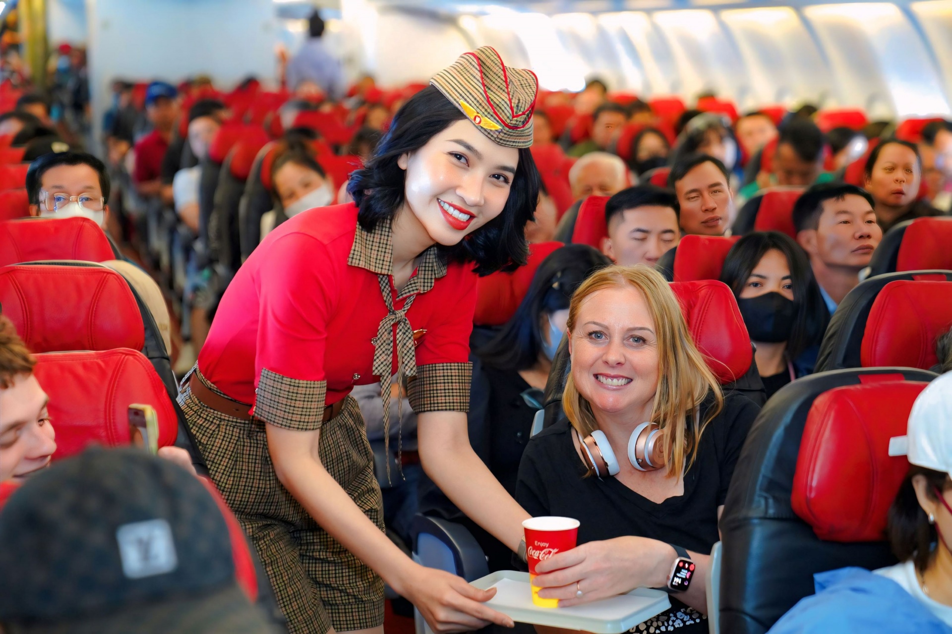 Vietjet dành tặng tuần lễ “Biết ơn mình bằng hành trình trên mây” với triệu vé ưu đãi, tặng thêm hành lý