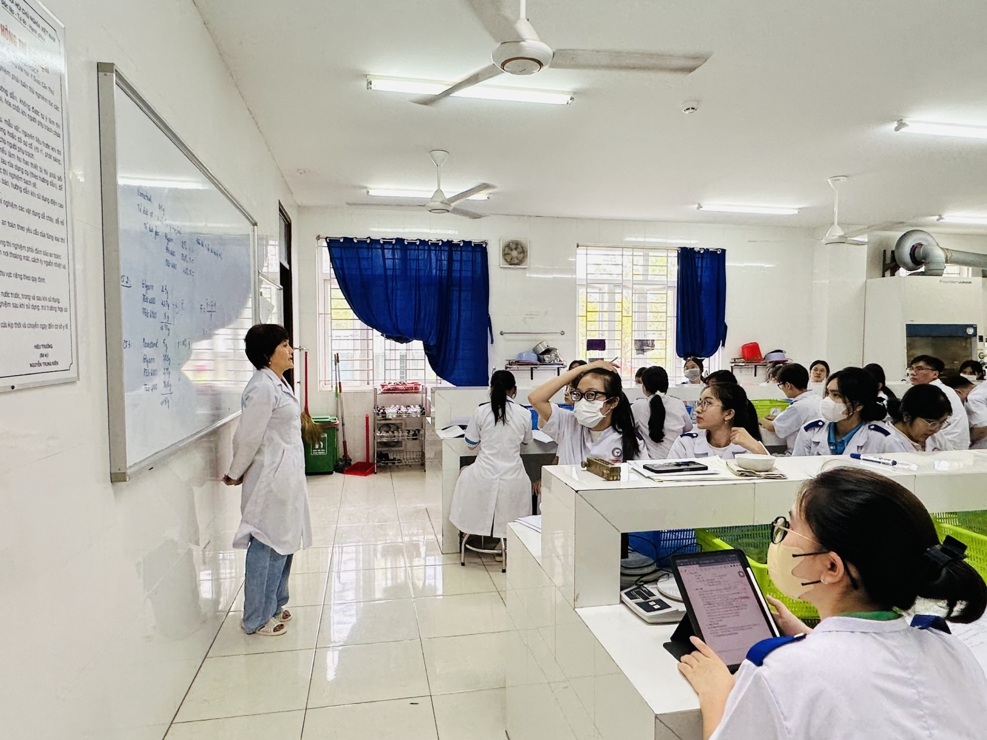 Hành trình khởi nghiệp của sinh viên Y Dược Cần Thơ