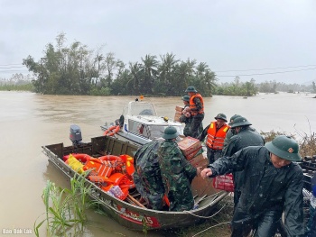 ho tro khan cap 700 ty dong cho 4 tinh khac phuc thiet hai do mua lu