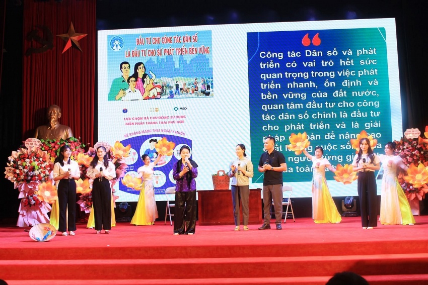 Trung tâm Y tế khu vực Yên Lạc tổ chức Hội thi “Phụ nữ với công tác Dân số và Phát triển” năm 2025