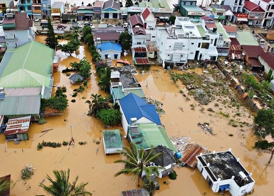 Đợt mưa, lũ bất thường, đặc biệt lớn những ngày 16/11 đến ngày 20/11/2025 tại khu vực các tỉnh, thành phố: Đà Nẵng, Gia Lai, Đắk Lắk, Khánh Hoà, Lâm Đồng gây thiệt hại rất nặng nề về người và tài sản
