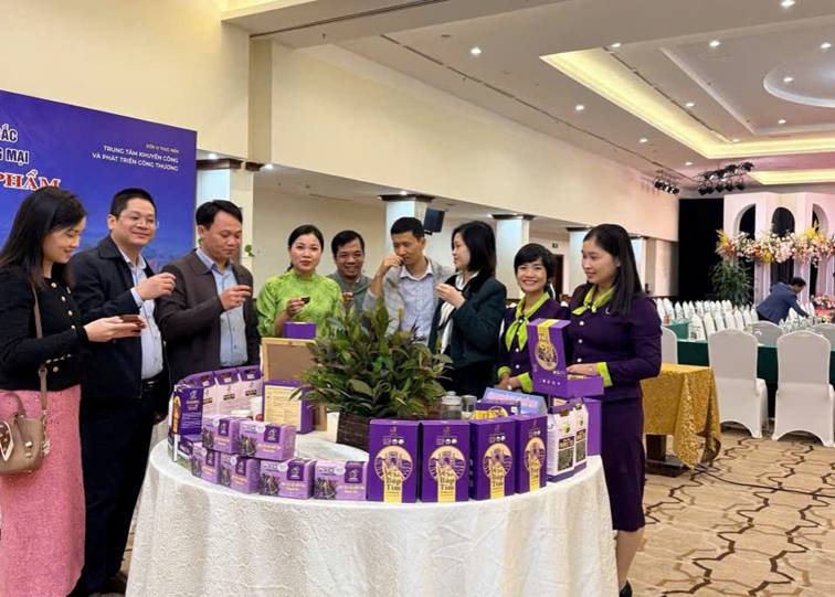 Công ty TNHH đầu tư và phát triển trà UT trong hội nghị kết nối giao thương giữa các nhà cung cấp khu vực Đông Bắc với doanh nghiệp xuất khẩu và tổ chức XTTM Công ty TNHH đầu tư và phát triển trà UT trong hội nghị kết nối giao thương giữa các nhà cung cấp khu vực Đông Bắc với doanh nghiệp xuất khẩu và tổ chức XTTM