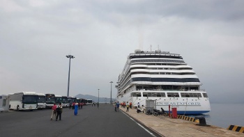 Đón 700 du khách tàu biển quốc tế SEVEN SEAS VOYAGER đến Nha Trang