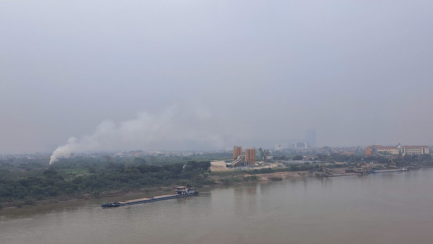 Hà Nội ô nhiễm không khí ở mức báo động, đe dọa sức khỏe cộng đồng