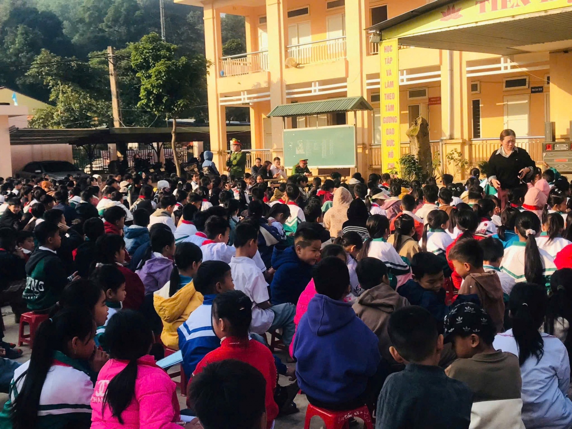 Phú Thọ: Đẩy mạnh công cuộc xây dựng xã hội trật tự, kỷ cương, an toàn, văn minh từ một điển hình cơ sở Phú Thọ: Đẩy mạnh công cuộc xây dựng xã hội trật tự, kỷ cương, an toàn, văn minh từ một điển hình cơ sở